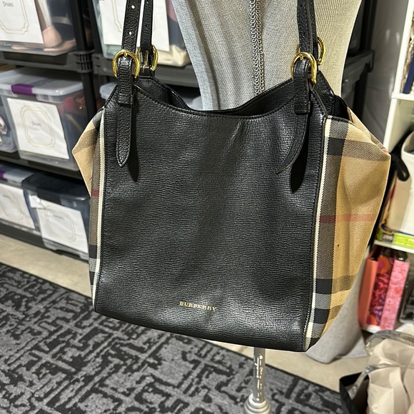 Authentic Burberry Black Canterby Tote - Picture 1 of 16